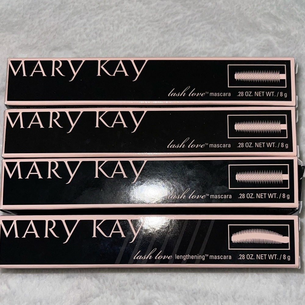 SOLD! NEW IN BOX Lash Love Lengthening Mascara BLACK. SOLD